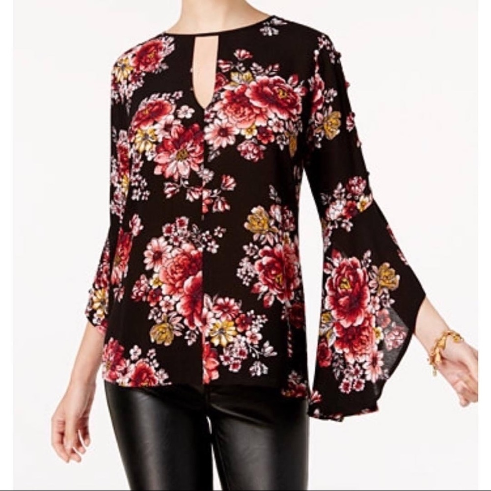 Gypsies & Moondust Flowy Bell Sleeve Floral Top